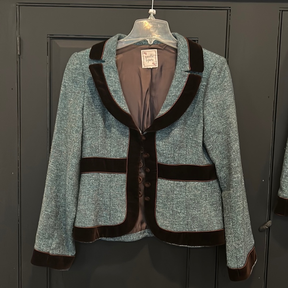 Gorgeous Nanette Lepore vintage suit